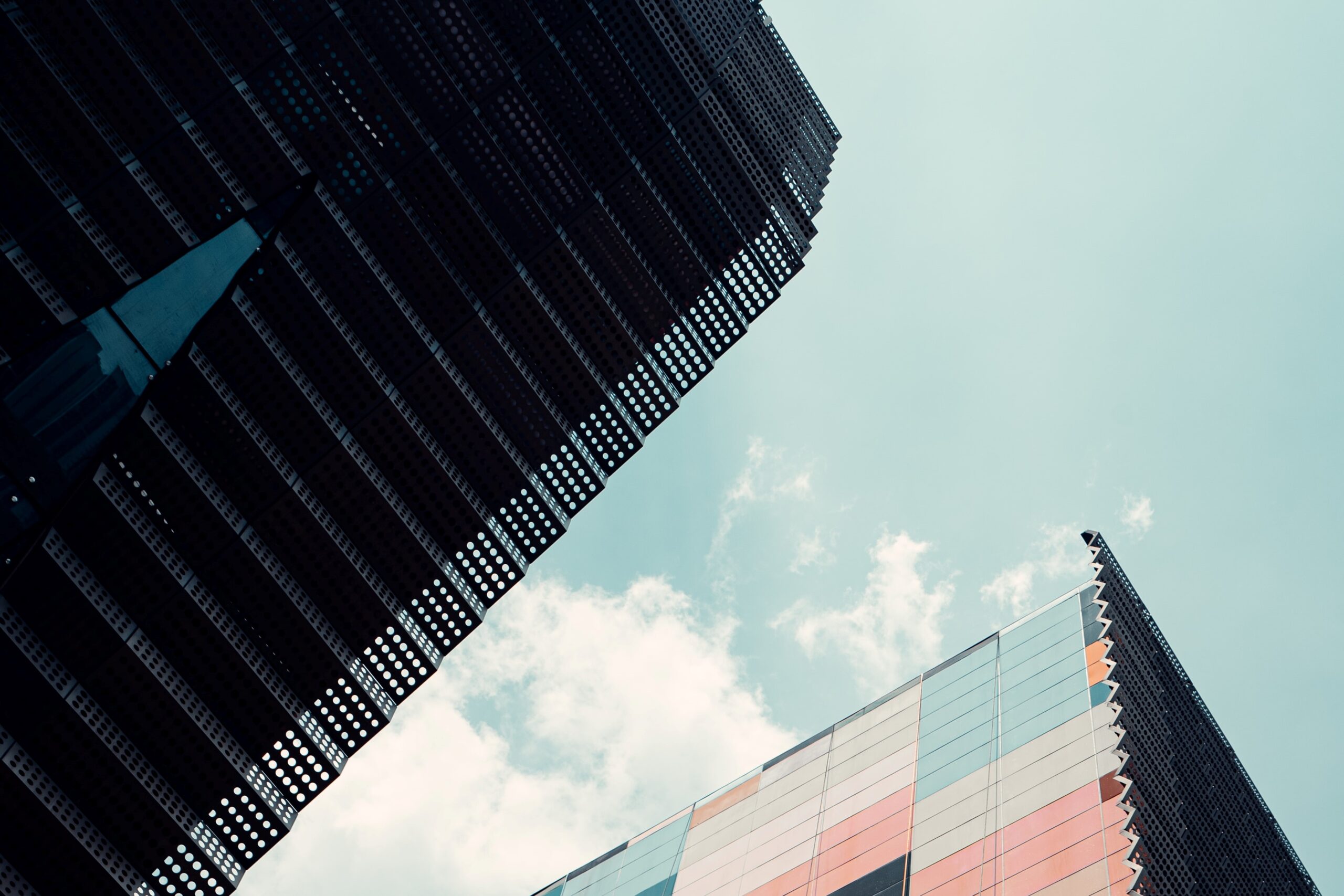 SEDIKIT FAEDAH TENTANG KENIKMATAN YANG AKAN DIRASAKAN KAUM WANITA DI DALAM SURGA